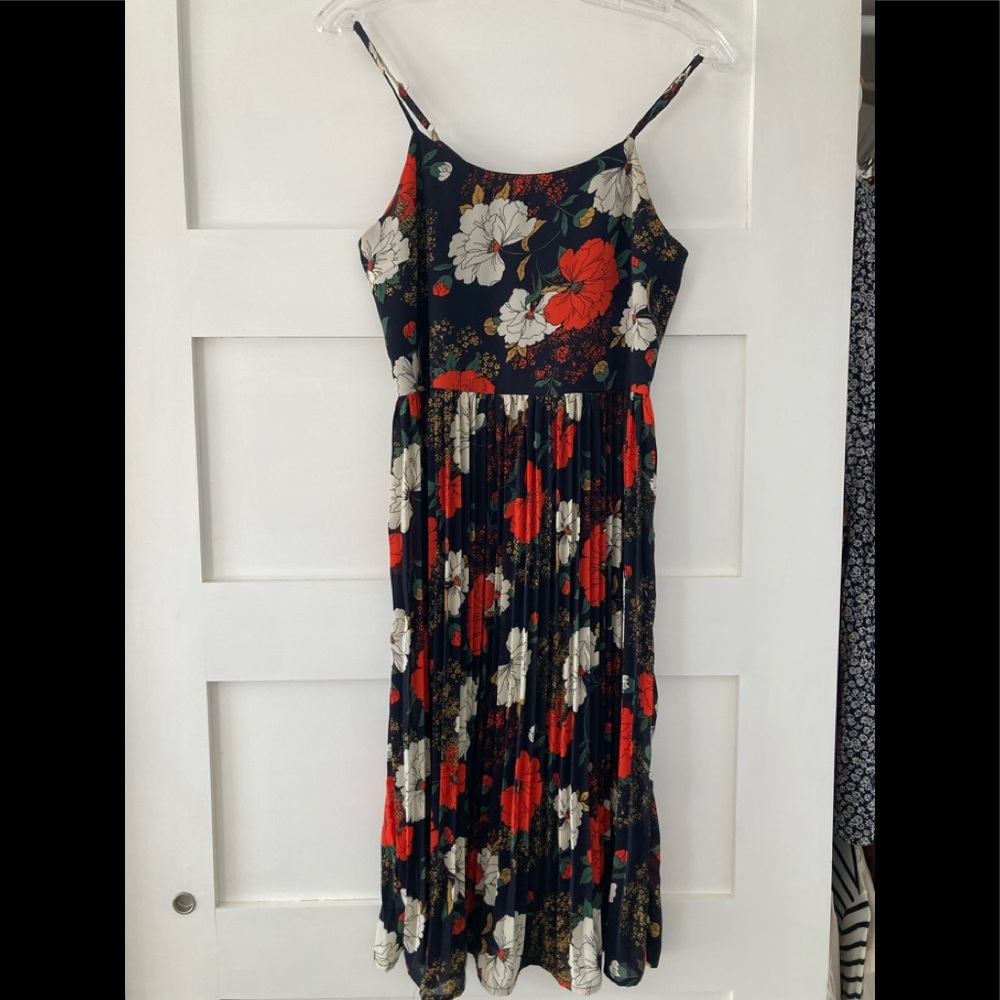 Yumi Navy midi dress - size 4 US